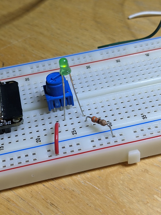 Potentiometer dimmable LED